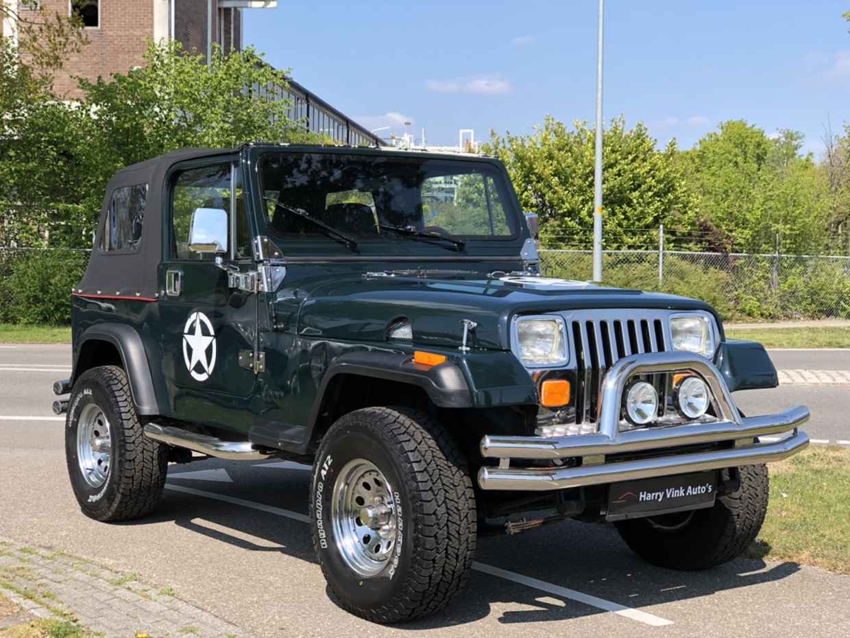 Politiebureau koolstof Dressoir Jeep Wrangler voor 16.850 euro bij Harry Vink Auto's in SCHOONEBEEK